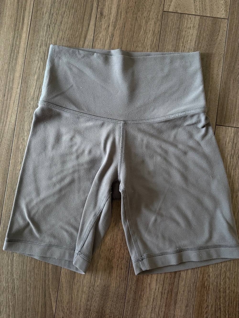 TNA Women's High-Waist Bike Shorts - Charcoal Gray - Picture 4 of 6
